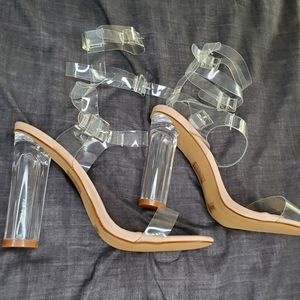 FashionNova heel